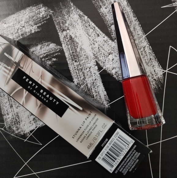 Fenty Beauty Other - FENTY BEAUTY- Uncensored Stunna Lip Paint, Longwear Fluid Lip Color, Red-New